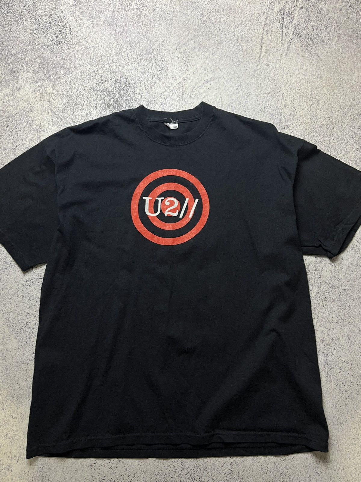 Band Tees Vintage 2005 U2 How To Dismantle An Atomic Bomb Faded Tee Size US XL / EU 56 / 4 - 4 Thumbnail