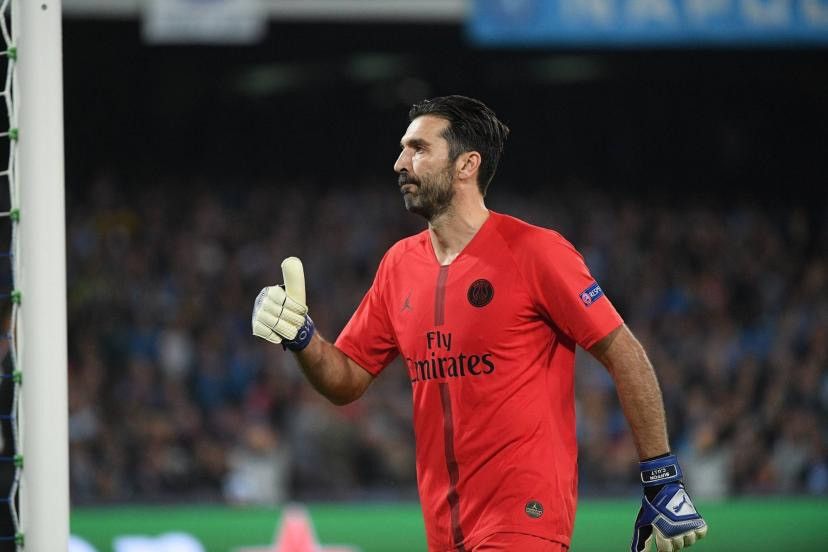 Nike PSG NIKE 2018/2019 FOOTBALL GOALKEEPER HOME JERSEY #1 BUFFON Size US S / EU 44-46 / 1 - 14 Thumbnail