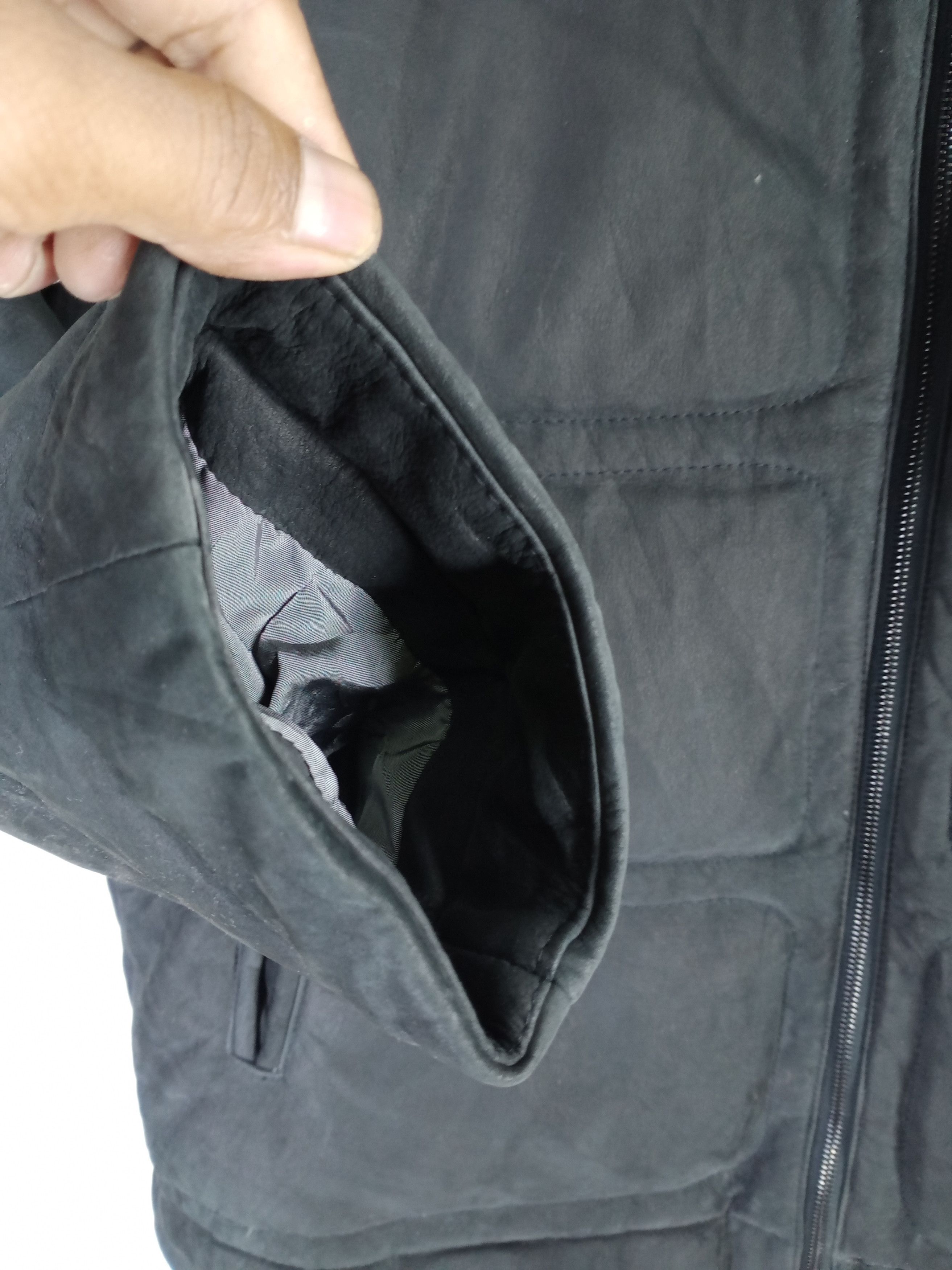Hugo Boss Rare Hugo Boss Puffer Leather Calfskin Bomber Jacket Size US L / EU 52-54 / 3 - 12 Thumbnail