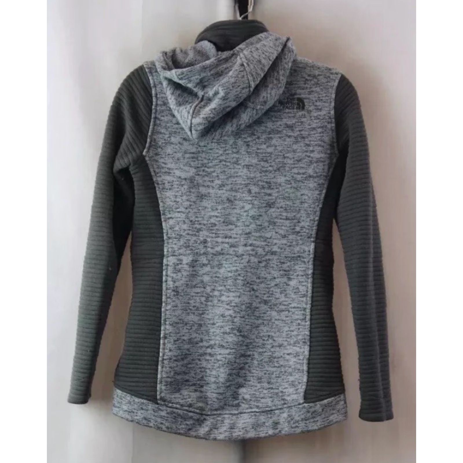 The North Face The North Face Women's Outdoor Hoodie ZipUp Two Tone Heather Gray Jacket Size XS Size XS / US 0-2 / IT 36-38 - 2 Thumbnail