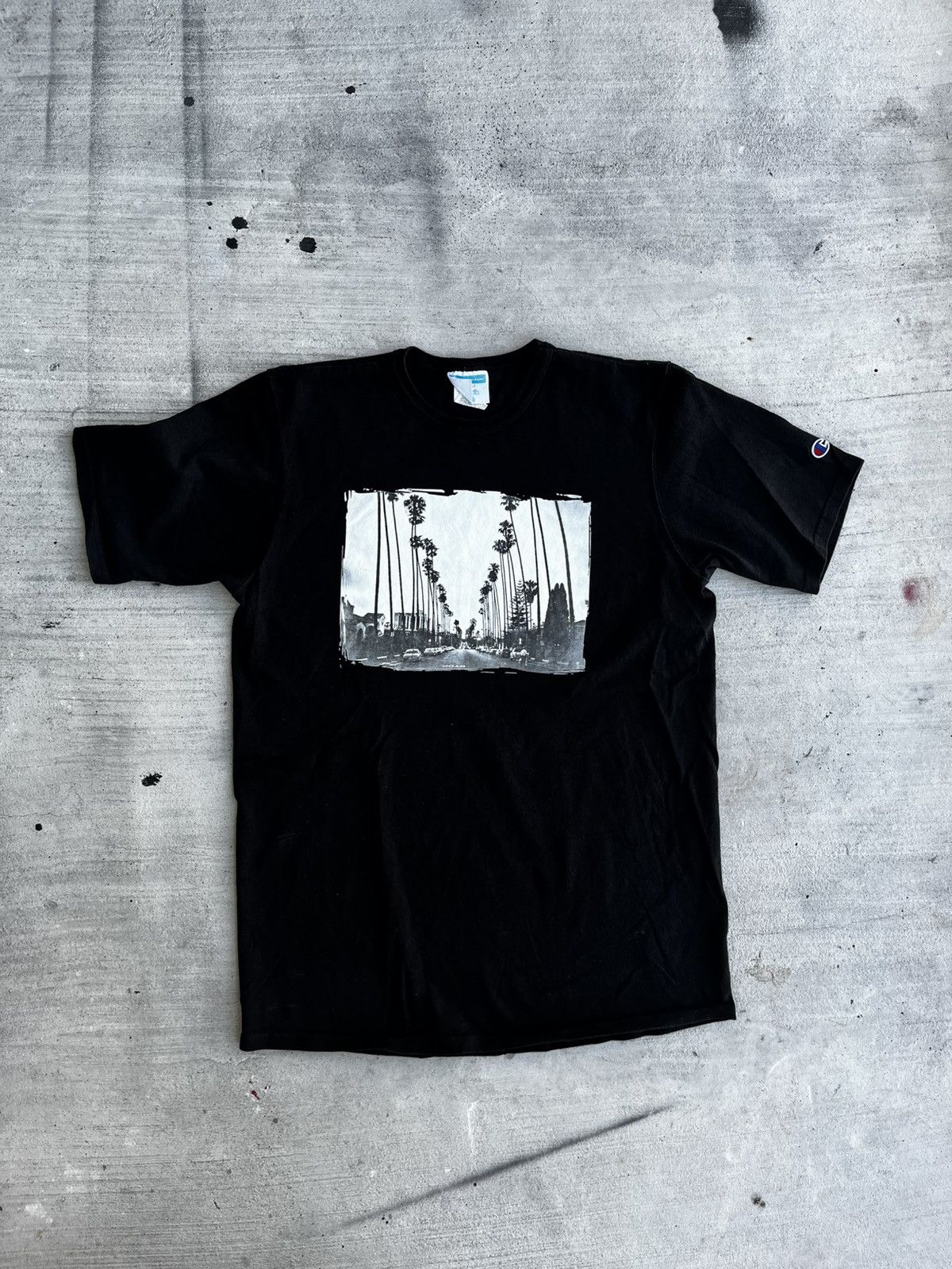 Champion × Vintage Vintage Champion Black Graphic Tee – Large Size US L / EU 52-54 / 3 - 1 Thumbnail