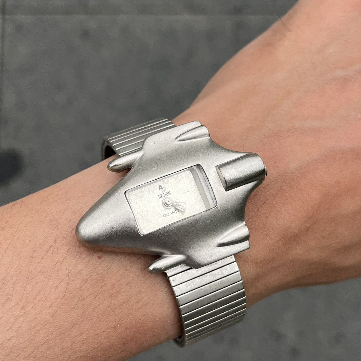 Vintage ACCENT on DESIGN VINTAGE WATCH Size ONE SIZE - 6 Thumbnail