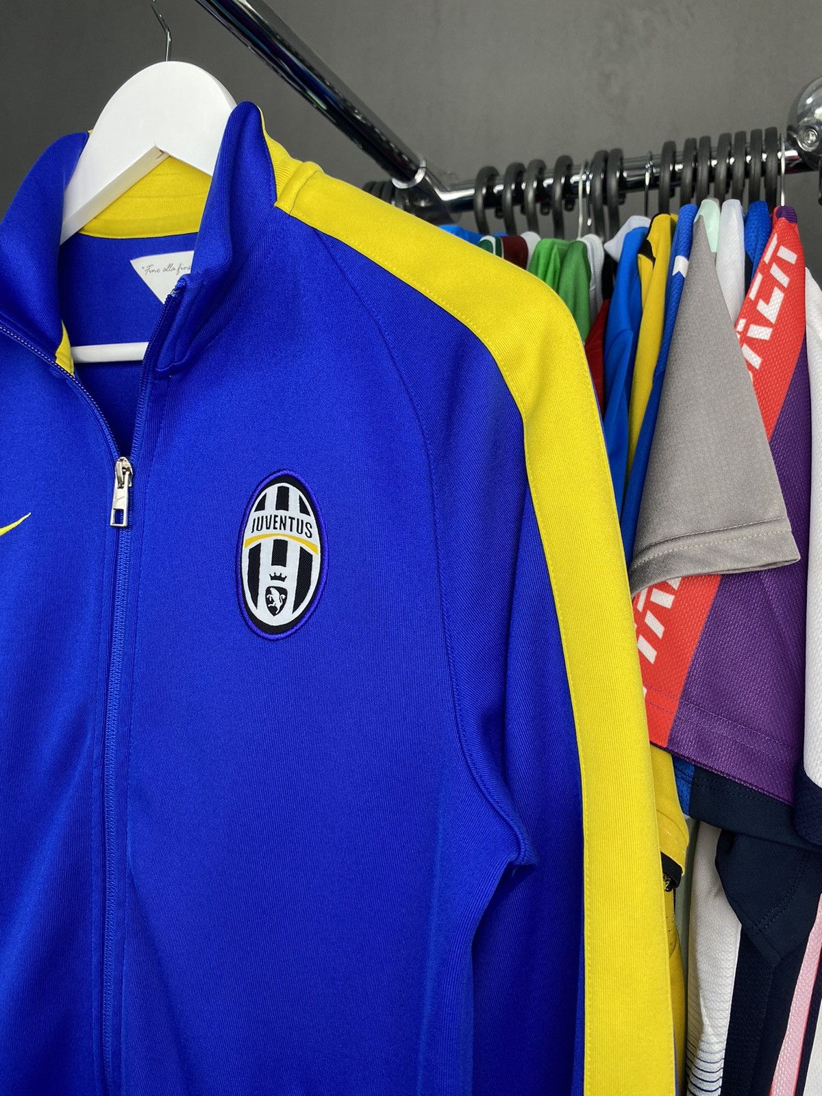 Nike 2014/15 NIKE JUVENTUS Track Soccer Jacket Size US S / EU 44-46 / 1 - 4 Thumbnail