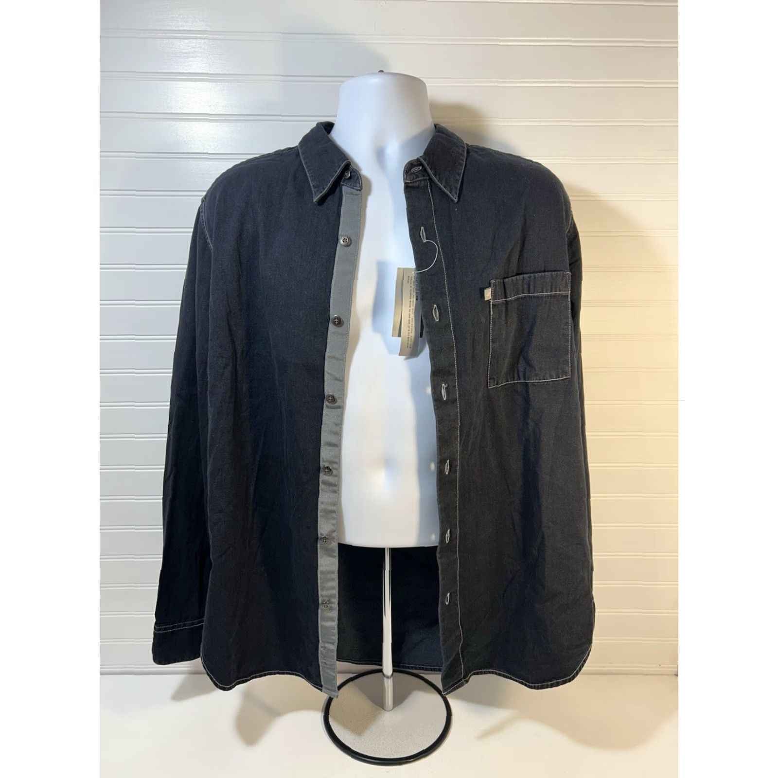 DKNY VINTAGE DKNY Button-Up Shirt Men Large Long Sleeve Collar Dark Denim NWT Style#KBRU6052 Size US L / EU 52-54 / 3 - 4 Thumbnail