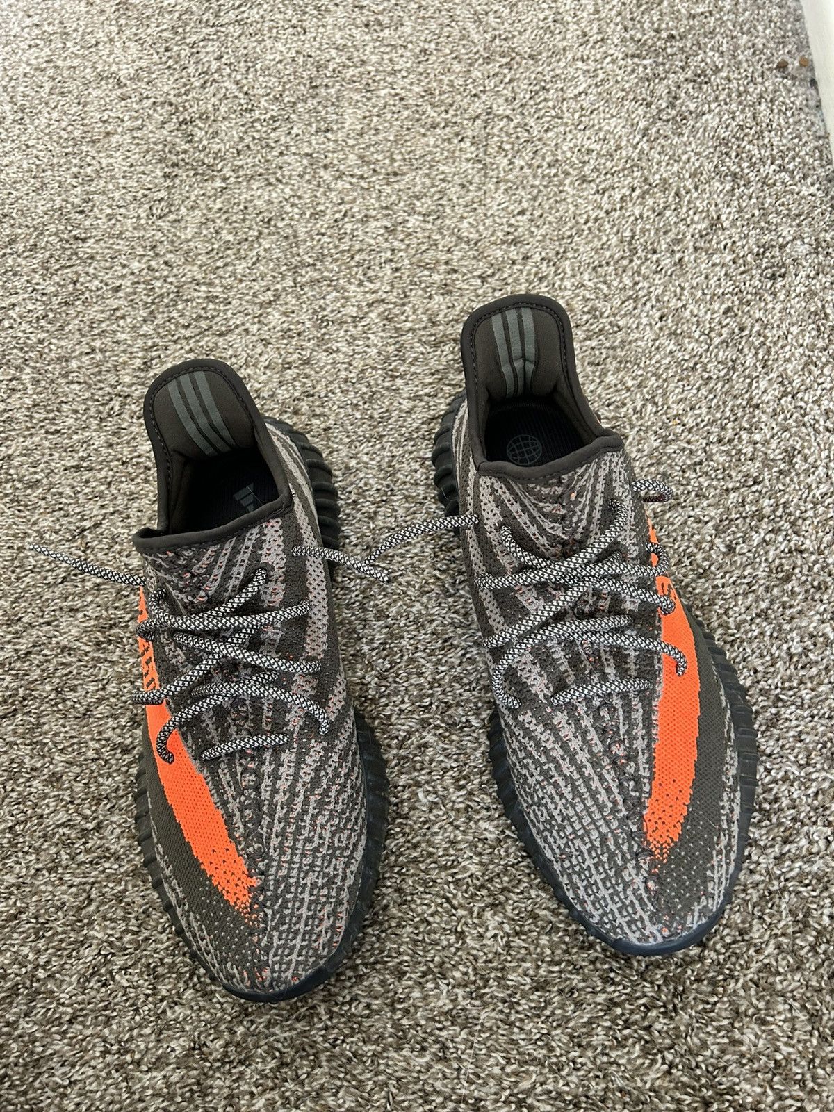 Adidas Yeezy 350 v2 Carbon Beluga Size US 11.5 / EU 44-45 - 4 Thumbnail