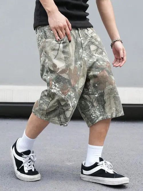 Japanese Brand × Vintage Camo Cargo Y2k Shorts Jorts Denim Size US 32 / EU 48 - 1 Thumbnail