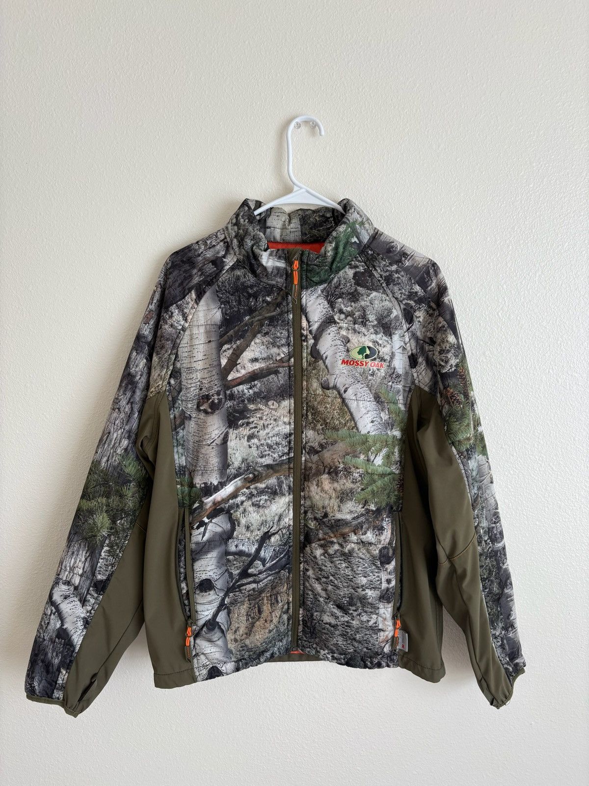 Bass Pro Shops × Redhead Bass Pro Shop Real Tree Camo Bomber