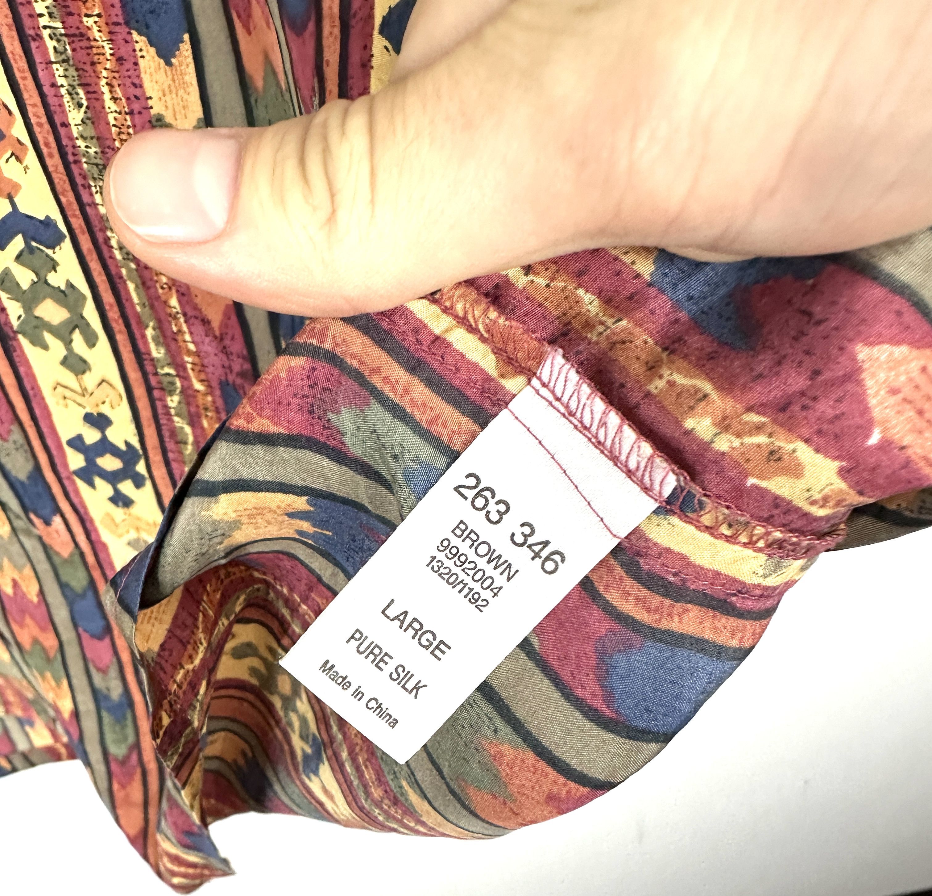 Vintage Vintage silk oversize shirt button up hippie 90s Size US M / EU 48-50 / 2 - 6 Thumbnail