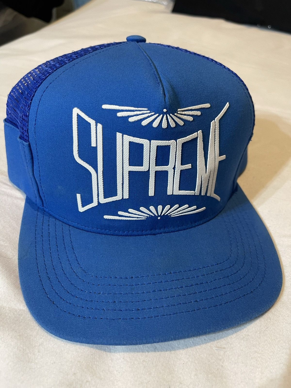 Supreme Supreme Blue Arc Logo Mesh SnapBack Size ONE SIZE - 4 Thumbnail