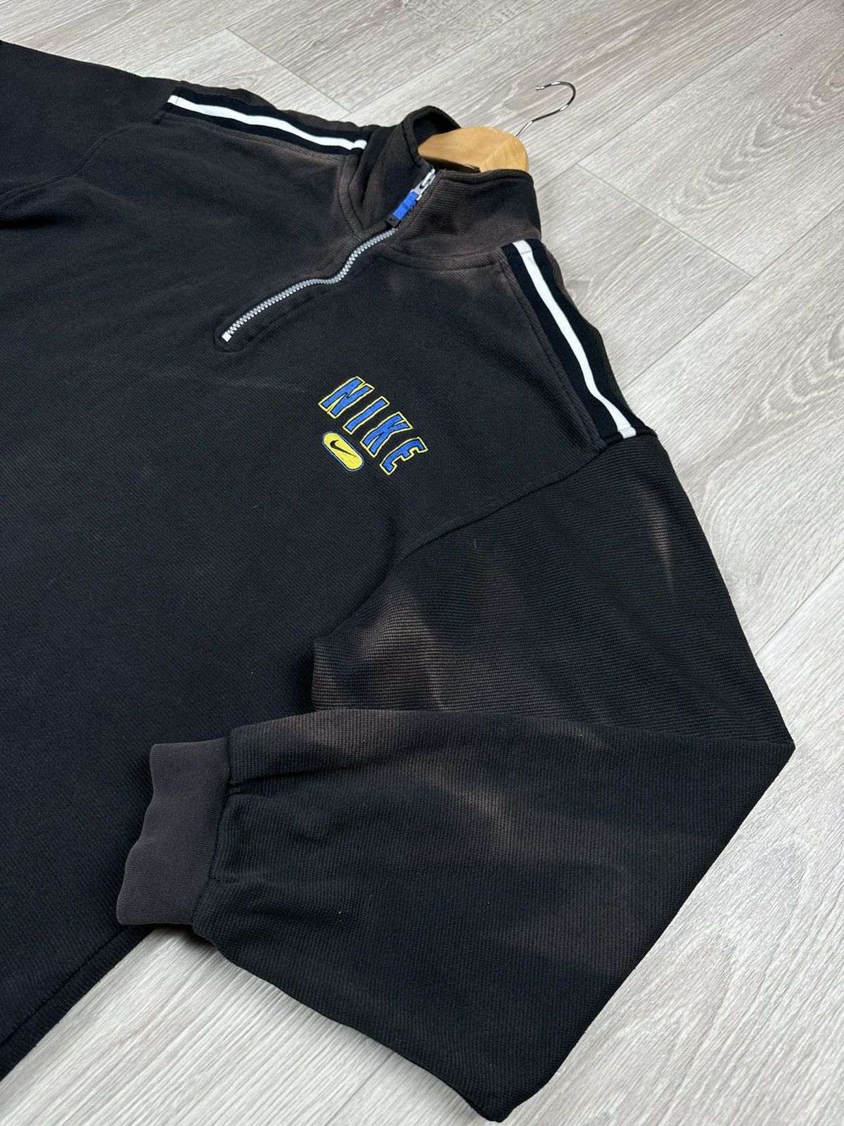 Nike × Vintage Vintage Nike 1/4 Zip Sweatshirt Washed Size L Size US L / EU 52-54 / 3 - 5 Thumbnail