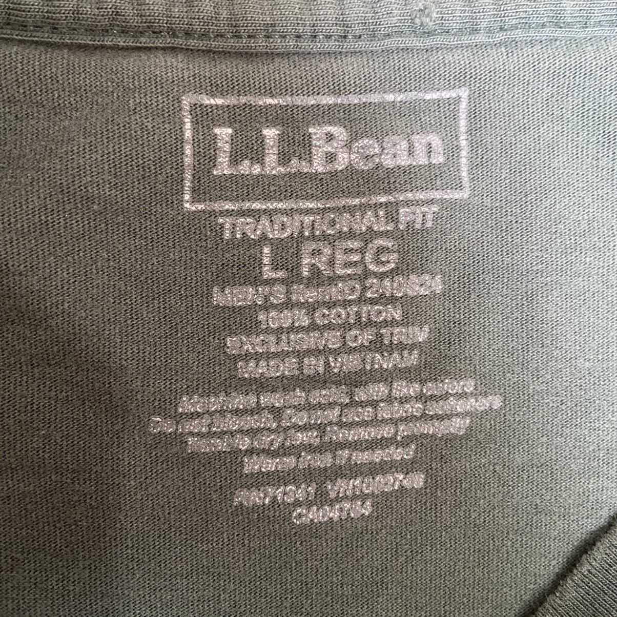 L.L. Bean L.L. Bean Traditional Fit Front Pocket Distressed T-Shirt L Size US L / EU 52-54 / 3 - 6 Thumbnail