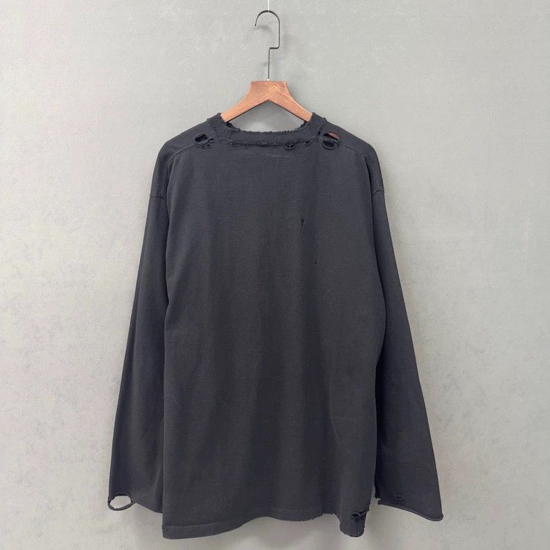 Balenciaga Balenciaga Signature printing destroys long sleeves Size US M / EU 48-50 / 2 - 2 Thumbnail
