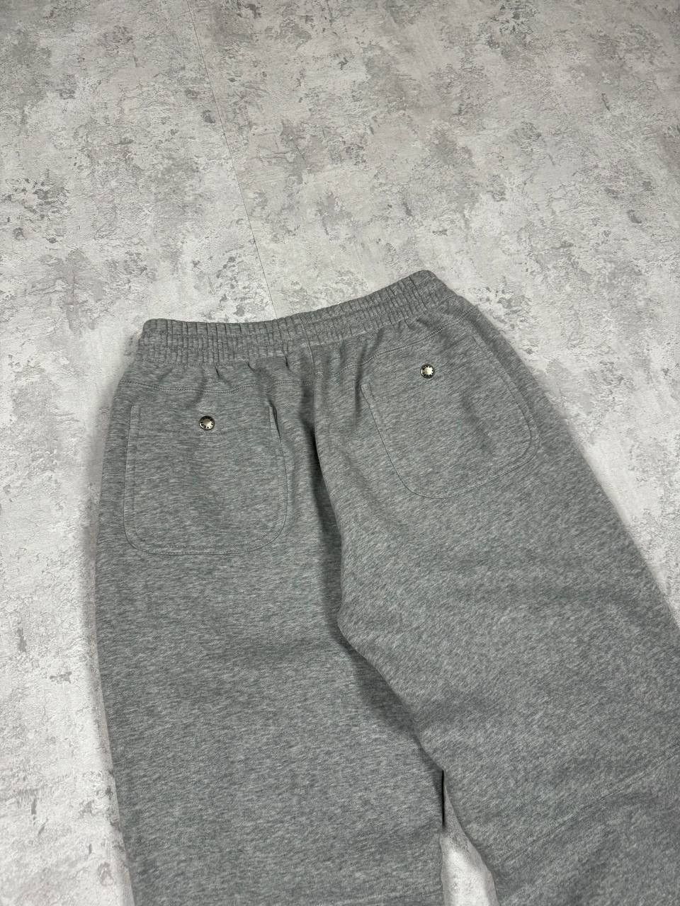 Nike Vintage Nike Gray Y2K Baggy Sweatpants Joggers Size S Size US 31 - 13 Thumbnail