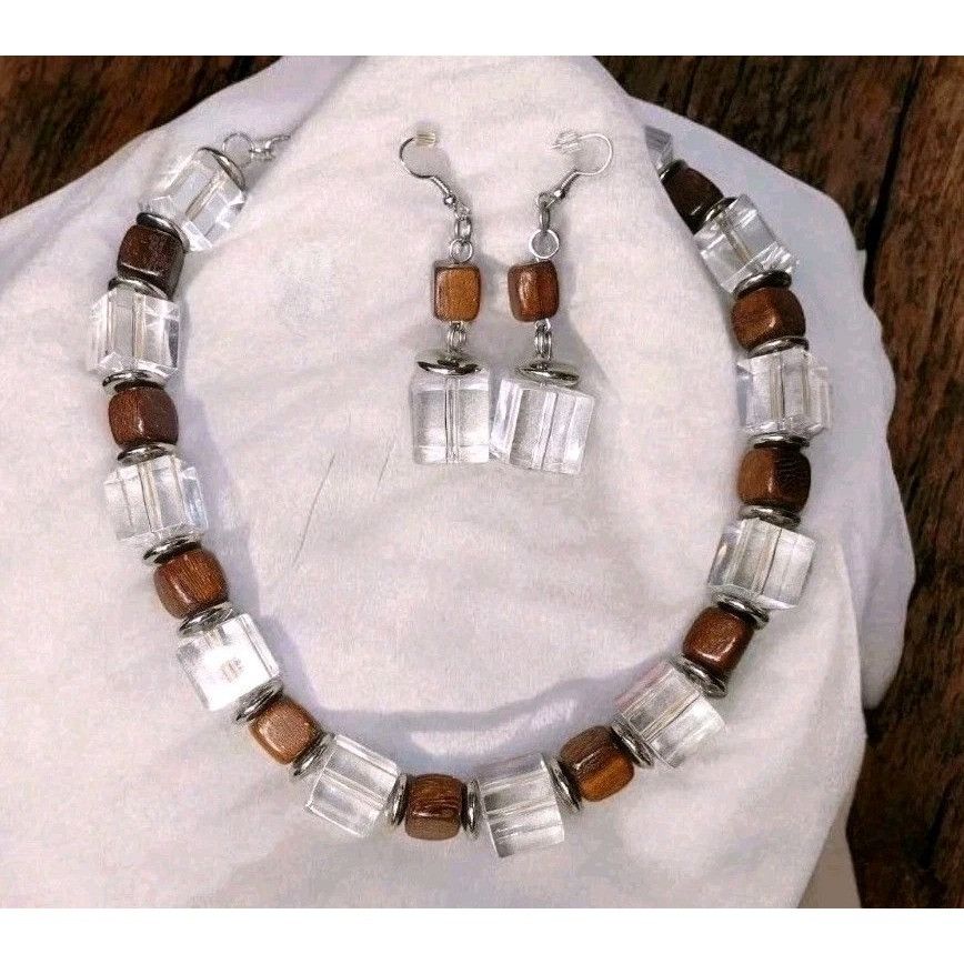 Vintage Lucite Wood Beaded Cubed Single Strand Necklace Earring Set Size ONE SIZE - 1 Thumbnail