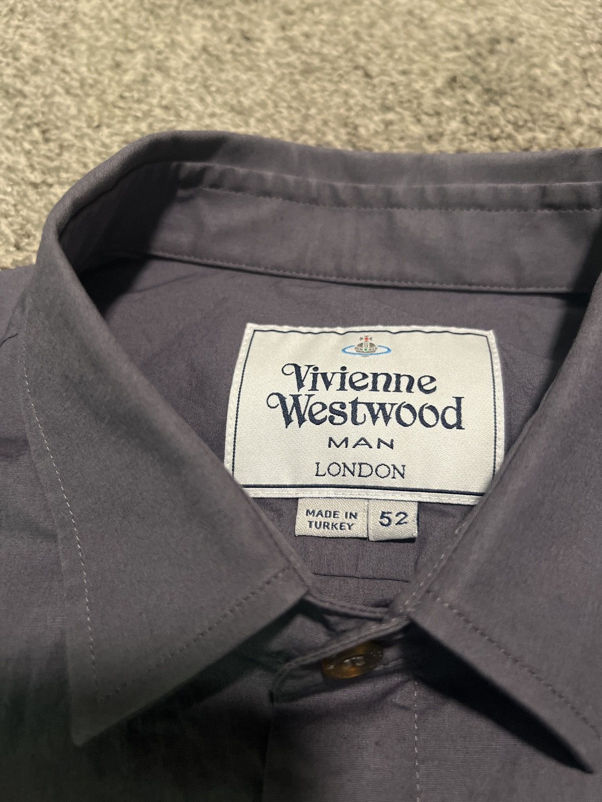 Vintage Vivienne Westwood Orb Logo Button Up Shirt Size L Size US L / EU 52-54 / 3 - 3 Thumbnail