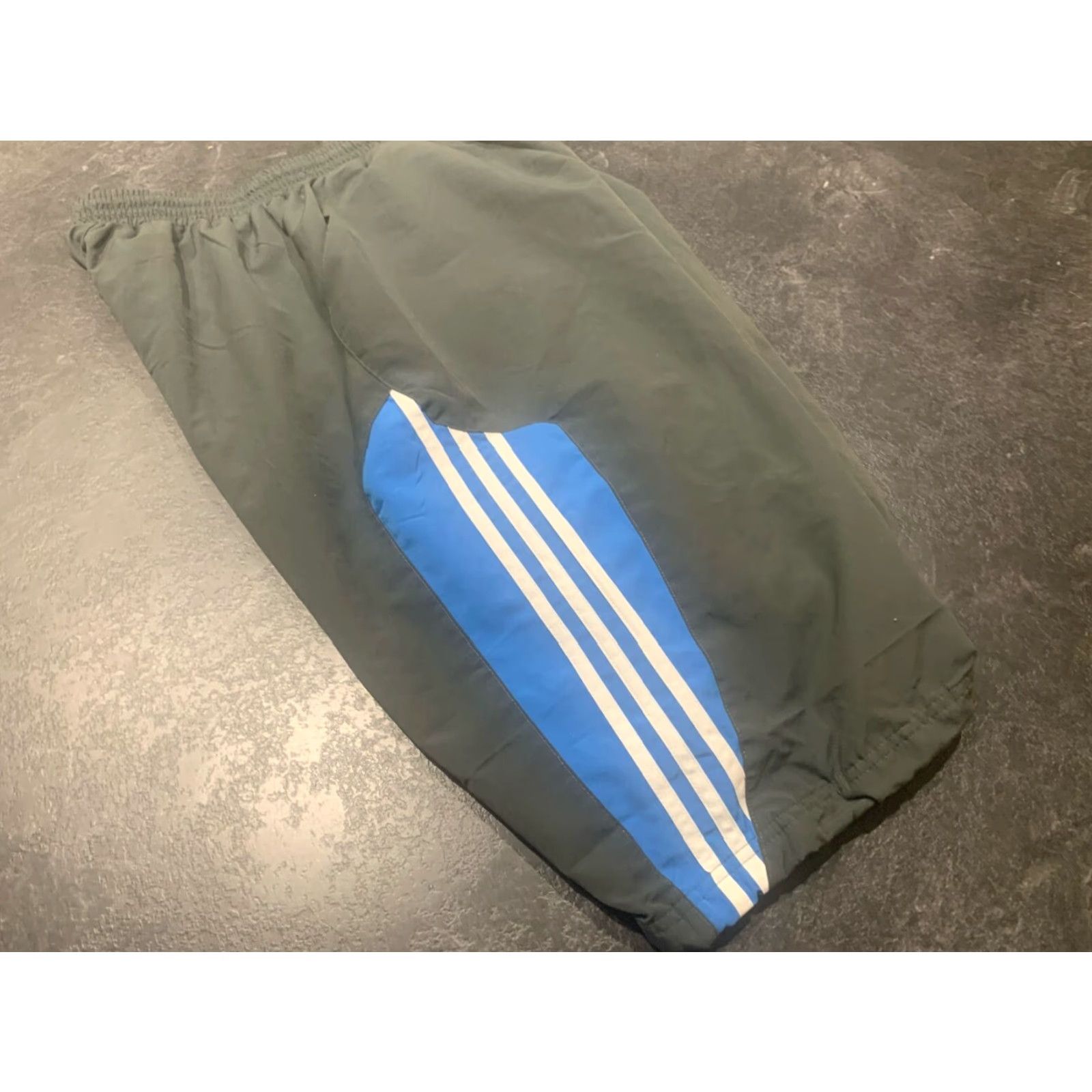 Adidas ADIDAS Windbreaker Shorts Pants Activewear Gray Large Mens Size US 33 - 6 Thumbnail