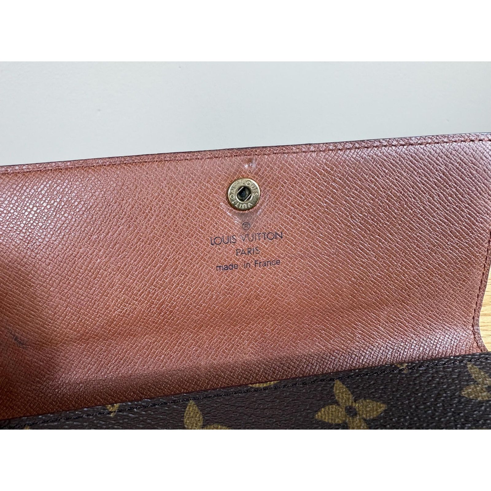 Louis Vuitton Authentic Louis Vuitton Monogram Porte Tresor Trifold Wallet Size ONE SIZE - 8 Thumbnail