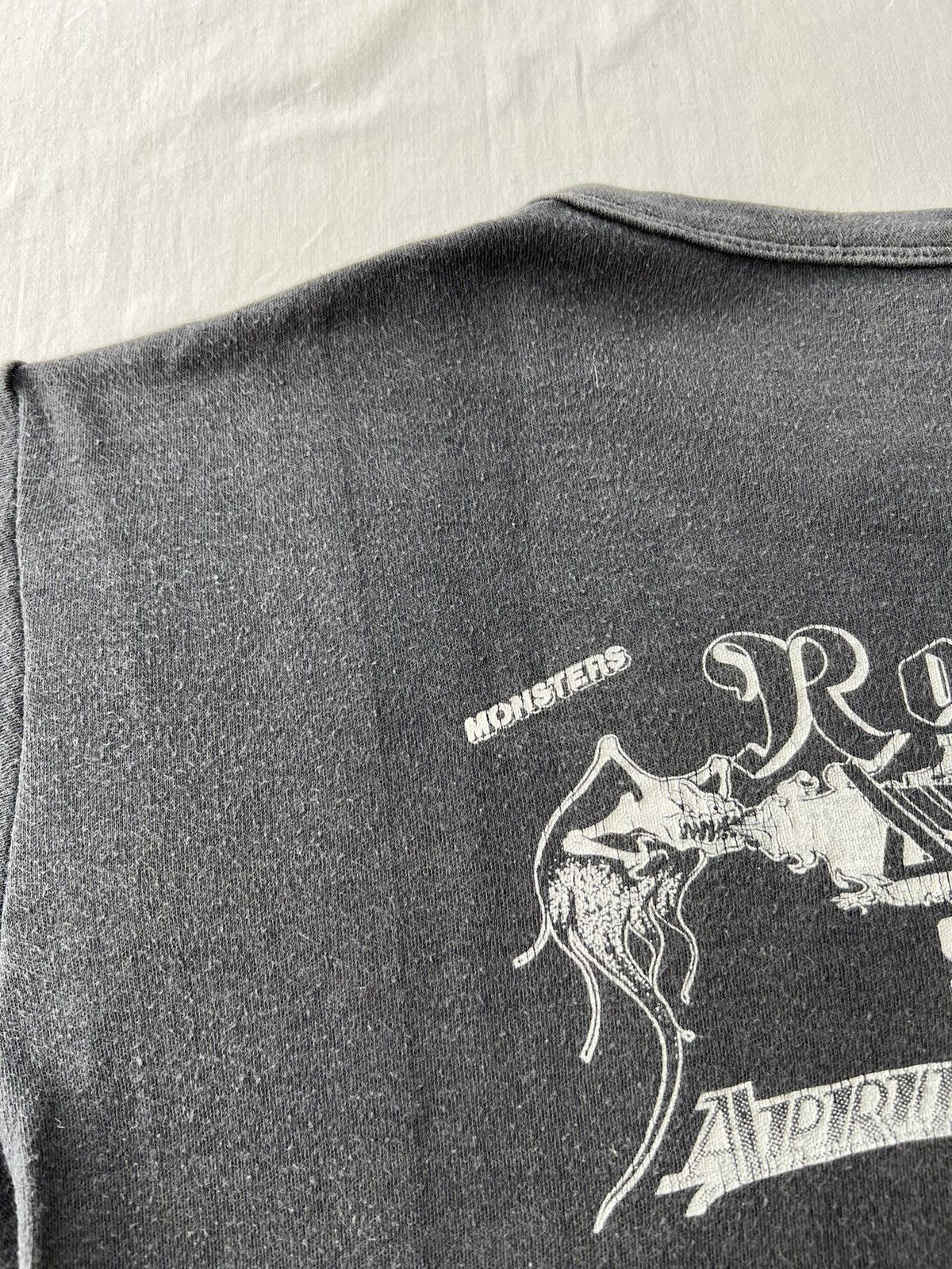 Band Tees Vintage 1980 Monster of Rock Rainbow Judas Priest Scorpions Size US M / EU 48-50 / 2 - 18 Thumbnail