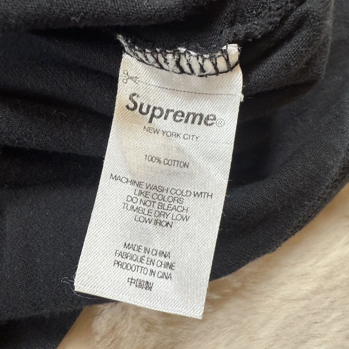 Supreme Supreme typewriter S/S Top Black Medium Size US M / EU 48-50 / 2 - 5 Thumbnail