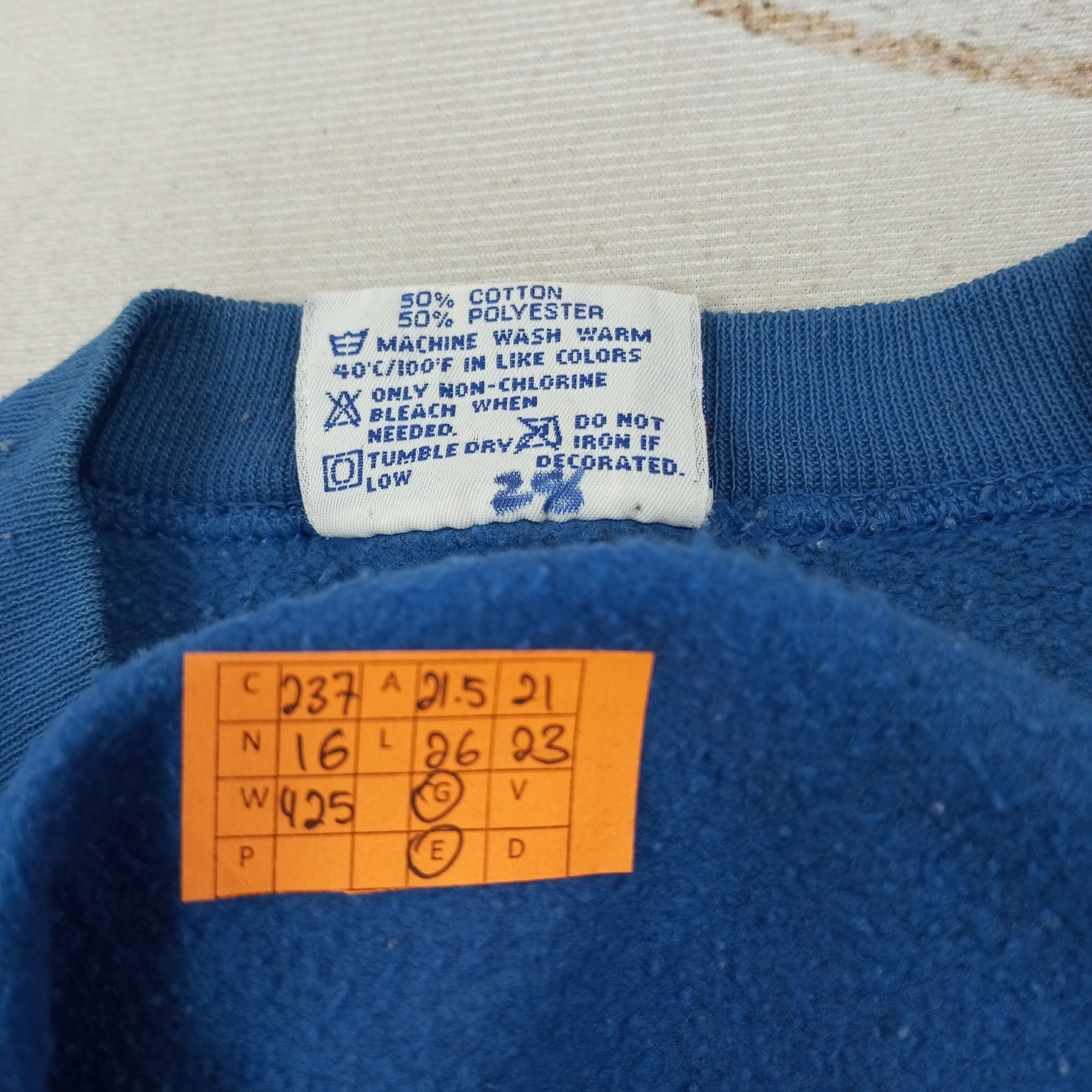 Vintage Vintage Cheers Boston Sweatshirt c237n16 Size US M / EU 48-50 / 2 - 6 Thumbnail