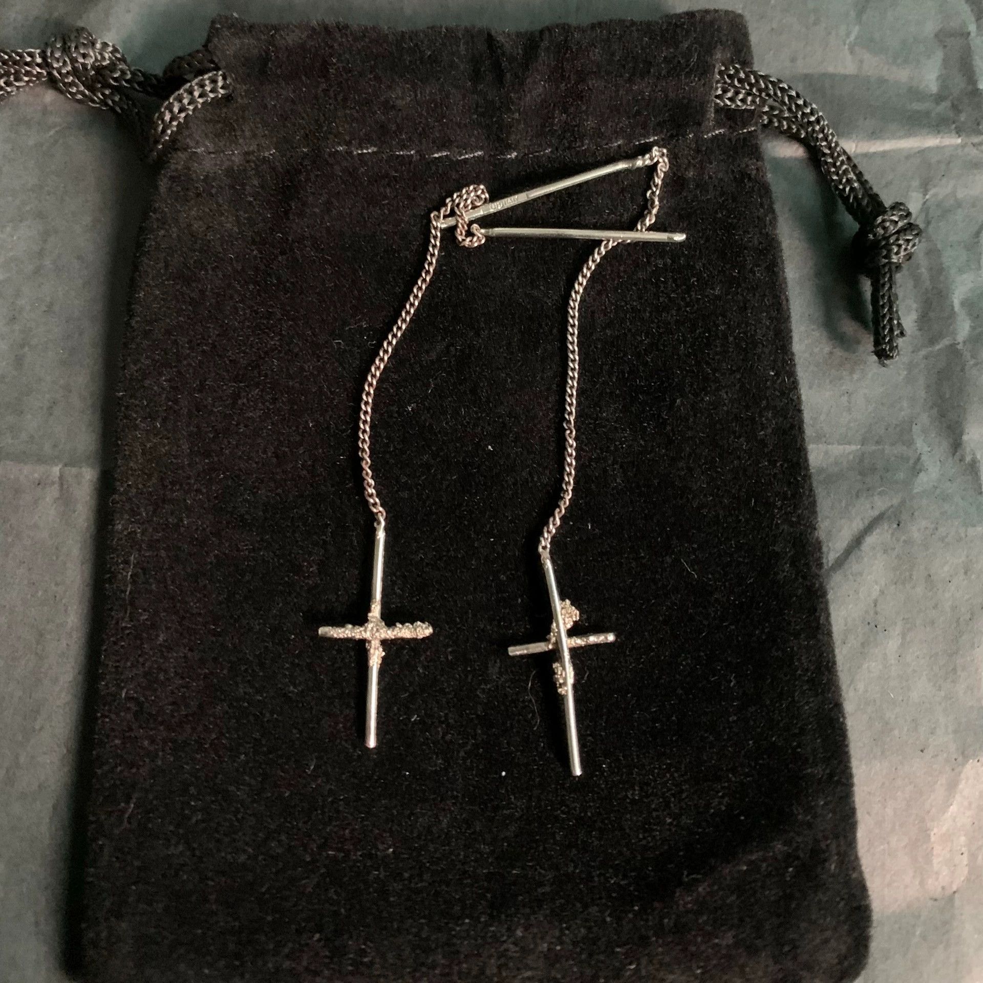 Other Jess Blak Aus Distressed Cross Sterling Silver Earrings Size ONE SIZE - 4 Thumbnail