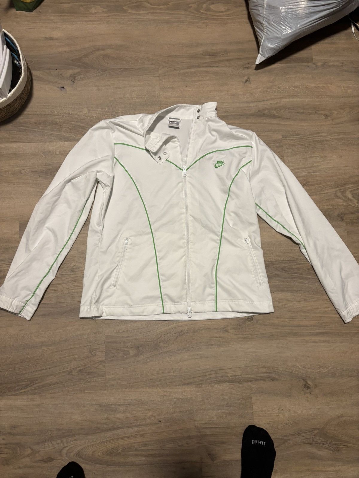 Nike Nike windbreaker track jacket Size US XL / EU 56 / 4 - 1 Thumbnail