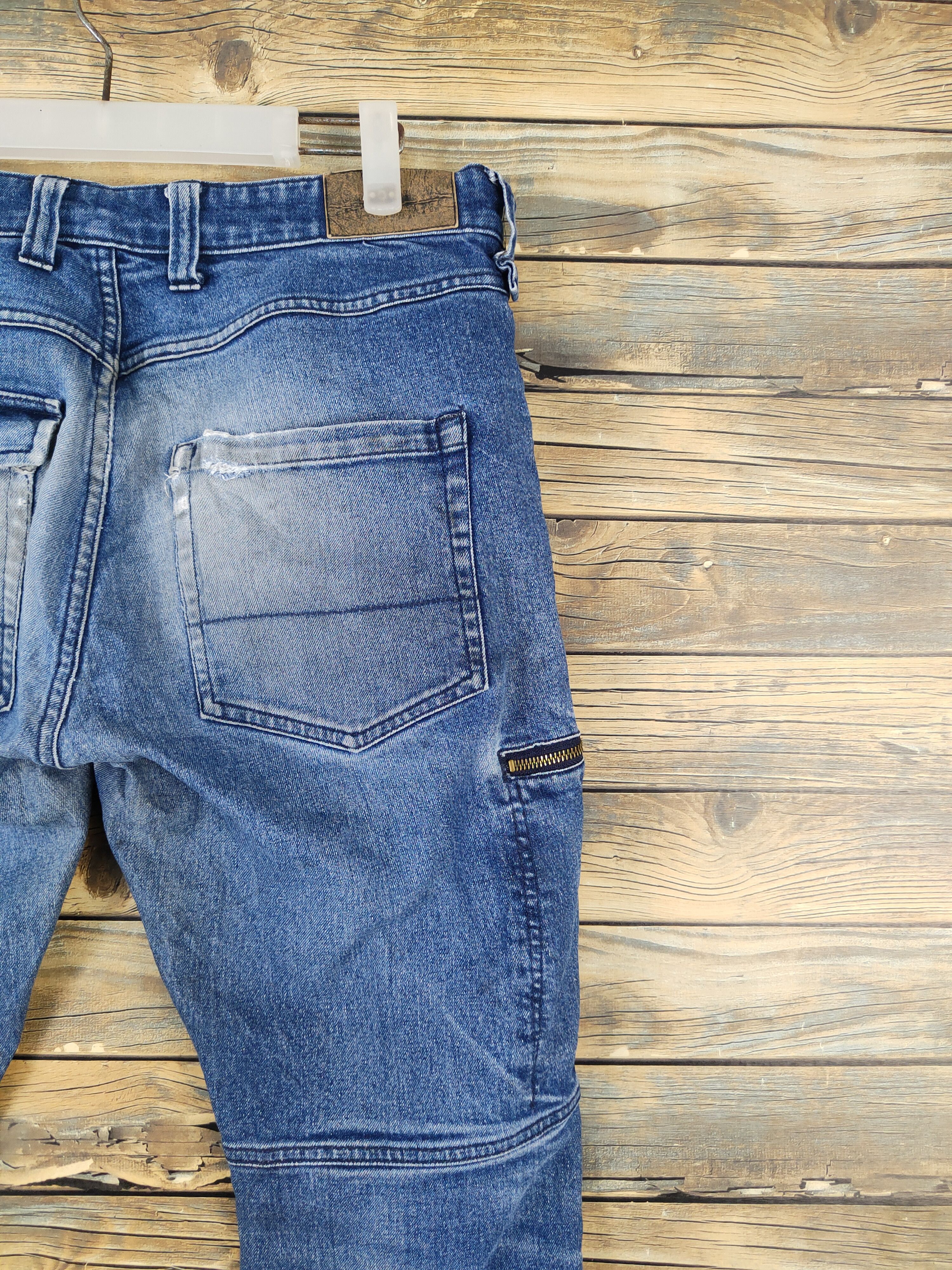 Japanese Brand FieldCore Dark Blue Distressed Ripped denim Jeans #W1960 Size US 32 / EU 48 - 10 Thumbnail