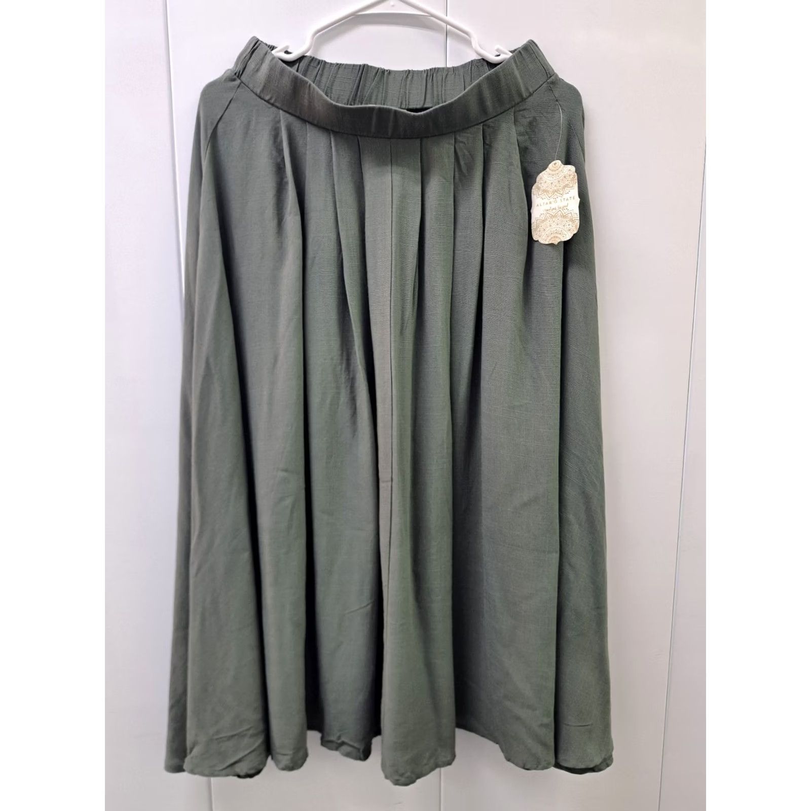 Vintage Alter’d State Skirt Womens M Dust Olive NWT Pleated Long Pullon Size Size 32" / US 10 / IT 46 - 2 Thumbnail