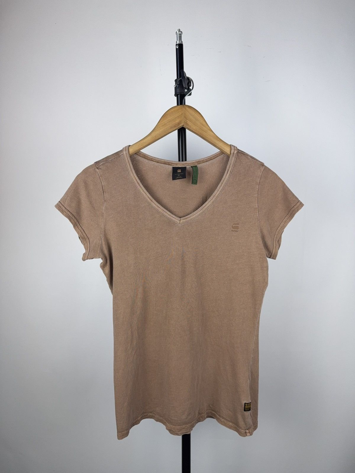 G-Star Vintage Retro Style 00s Faded Brown V-Neck Y2K T Shirt Size M / US 6-8 / IT 42-44 - 1 Thumbnail
