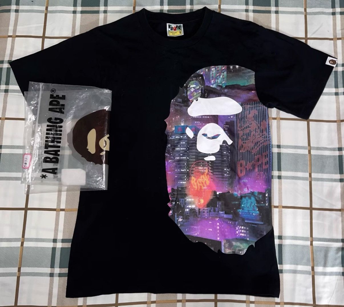 Bape BAPE OG Nigo era black short-sleeve T-shirt Size US S / EU 44-46 / 1 - 1 Thumbnail