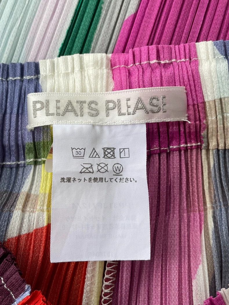 Issey Miyake Issey Miyake size:4 Colorful pleated striped pants Size 31" - 3 Thumbnail