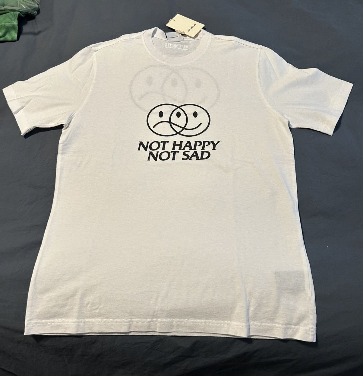 Vetements Vetements Not Happy Not Sad Tee Size US XS / EU 42 / 0 - 5 Thumbnail