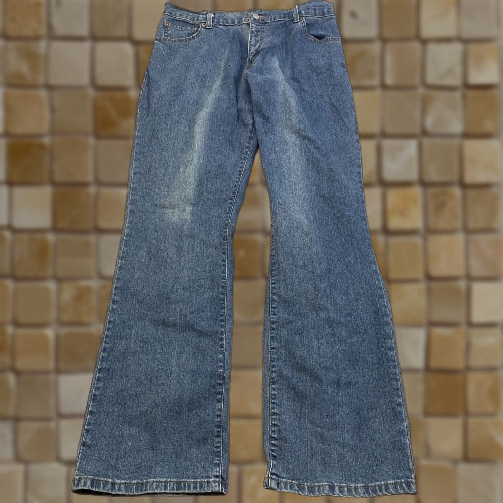 Levi's Levi's 550 Jeans Women's 12M Blue Denim Relaxed Bootcut 5-Pocket Regular Size Type Jeans Size 34" / US 12 / IT 48 - 1 Thumbnail
