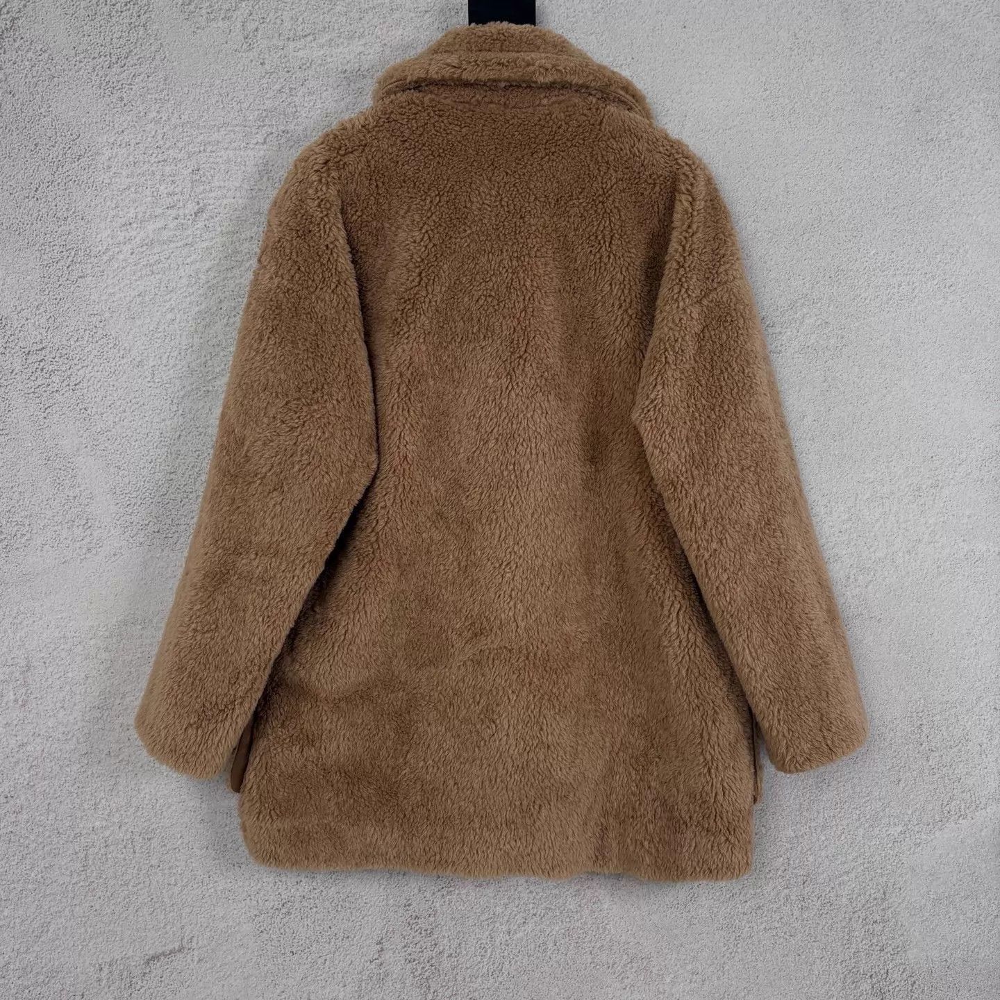 Max Mara Max Mara Weekend Teddy Coat Camel 36 Size M / US 6-8 / IT 42-44 - 2 Thumbnail