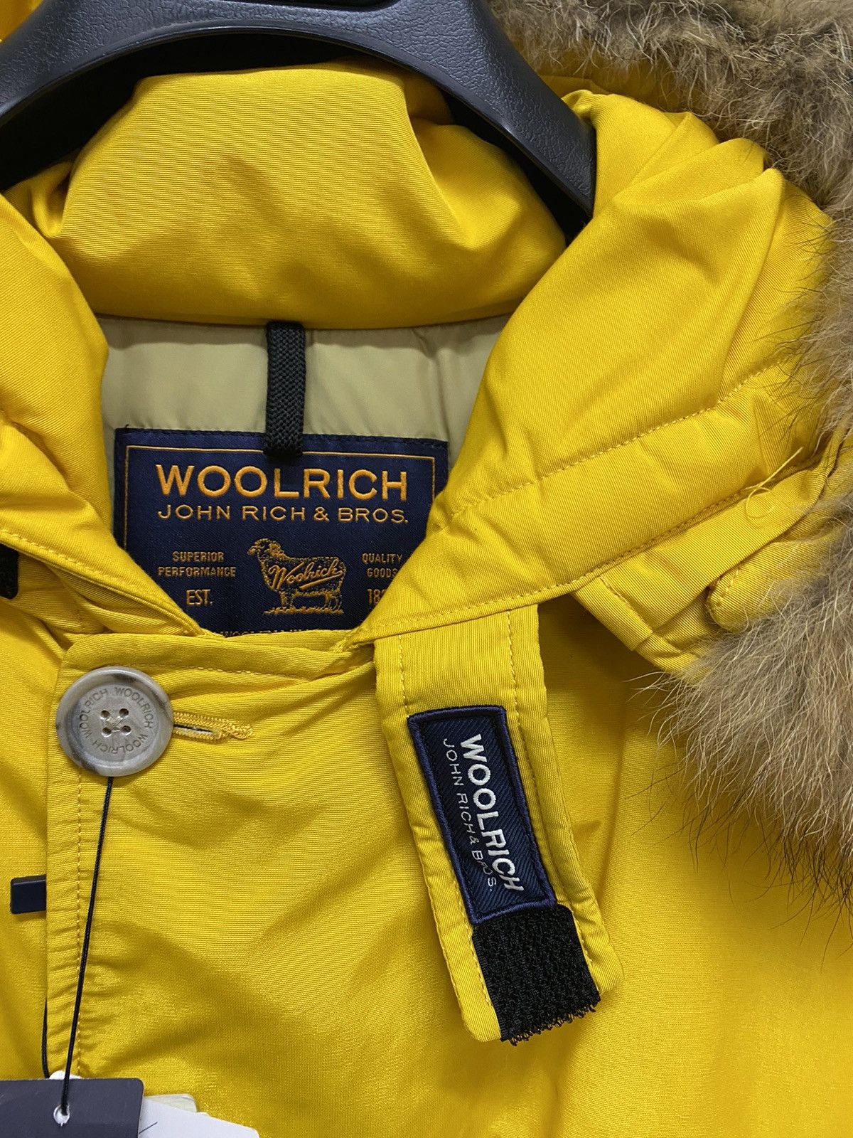 Other Woolrich Arctic Parka, size XXXL, yellow, new with tag Size US XXL / EU 58 / 5 - 6 Thumbnail