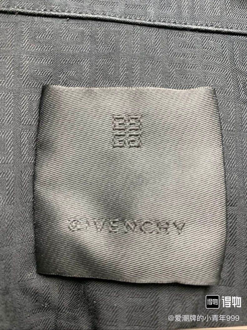 Givenchy Givenchy Monogrammed Shirt Size US M / EU 48-50 / 2 - 3 Thumbnail