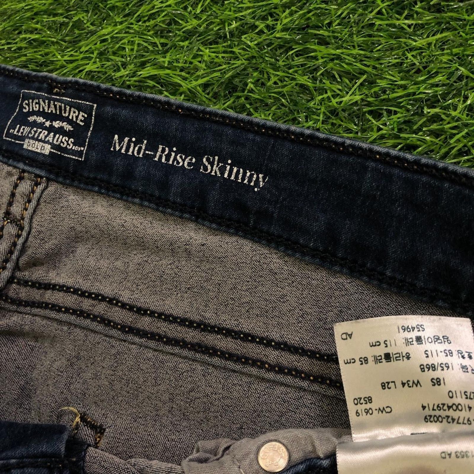 Levi's Levi Blue Signature Mid Rise Skinny Jeans w/ Stretch Waist Size 28" / US 6 / IT 42 - 5 Thumbnail