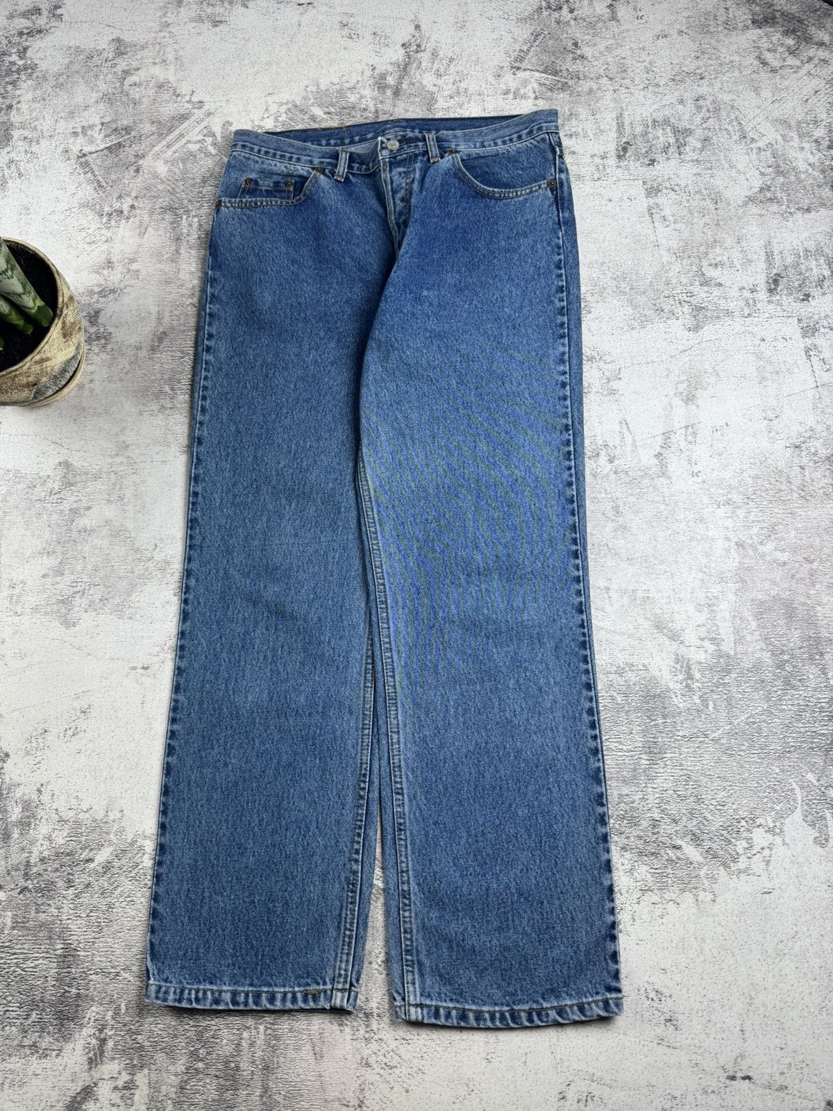 Levi's Levis 501 Original Fit Blue Work Wear Men’s W36 L30 Cotton Jeans Pants Trousers Size US 36 / EU 52 - 11 Thumbnail