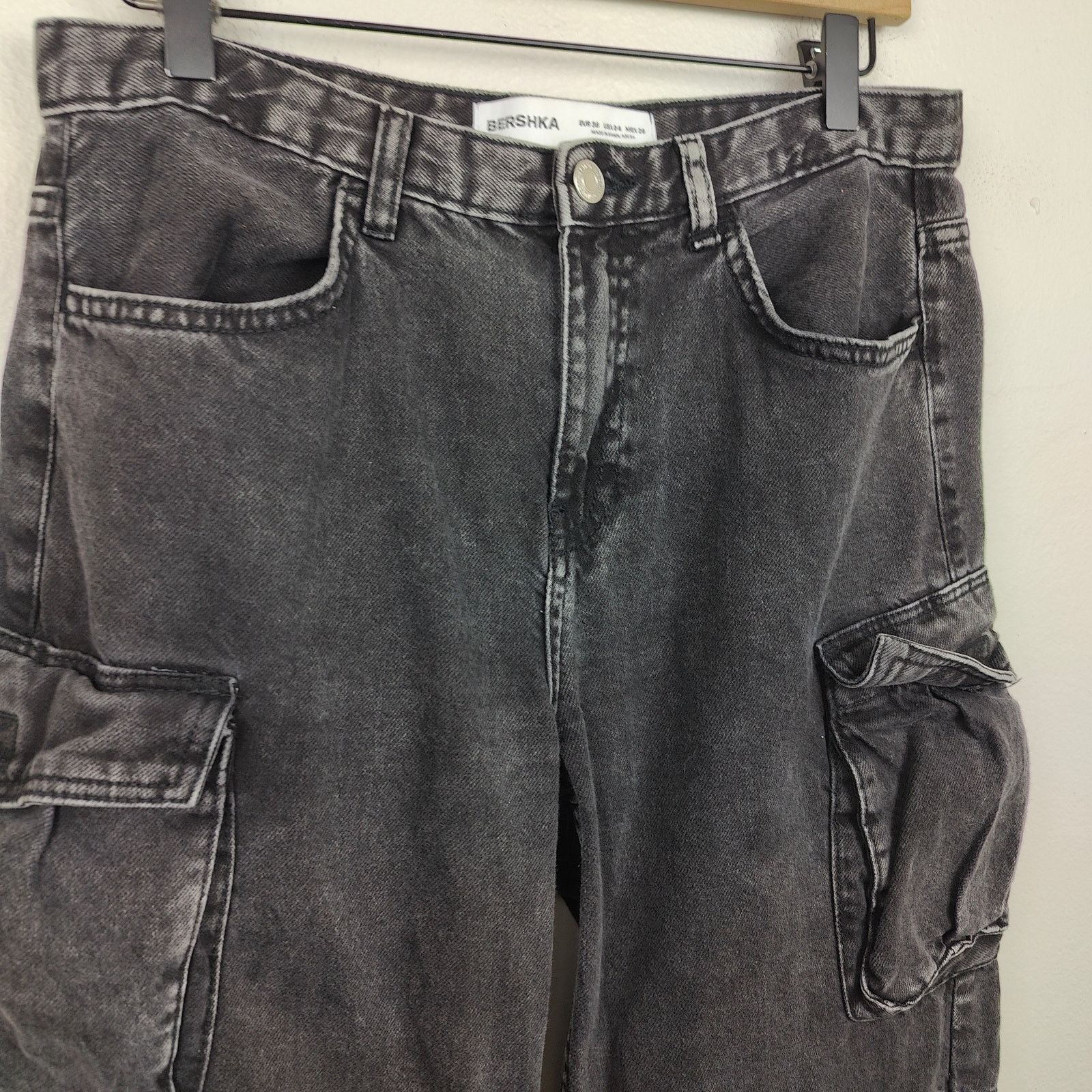Bershka Bershka Baggy Cargo Jeans Womens 4 Charcoal Utility Y2K Size 27" / US 4 / IT 40 - 2 Thumbnail
