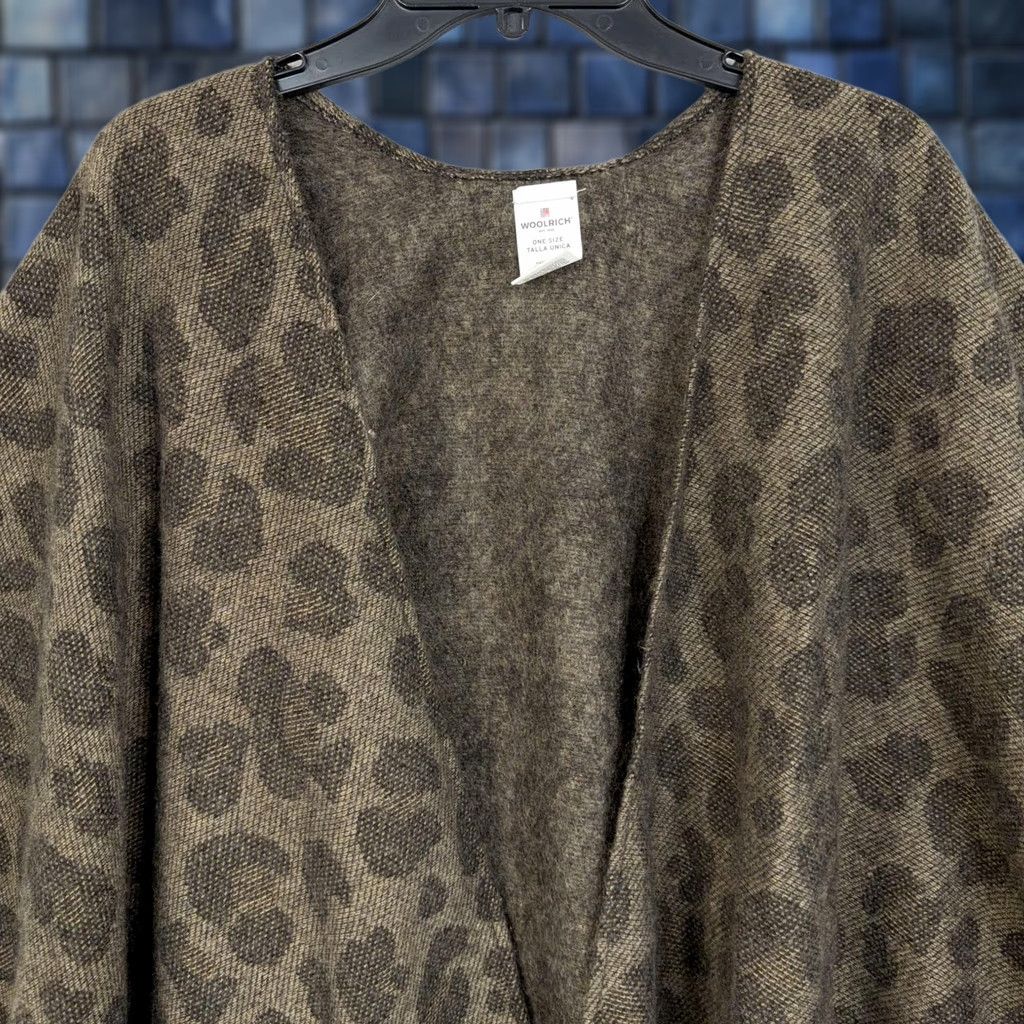 Vintage Woolrich Poncho Kimono Womens One Size Brown Leopard Fringe Cozy Wrap Shawl Size ONE SIZE - 1 Thumbnail