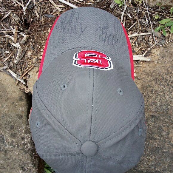 NCAA TOW North Carolina State Wolfpack One Fit Hat Autographs Size ONE SIZE - 4 Thumbnail