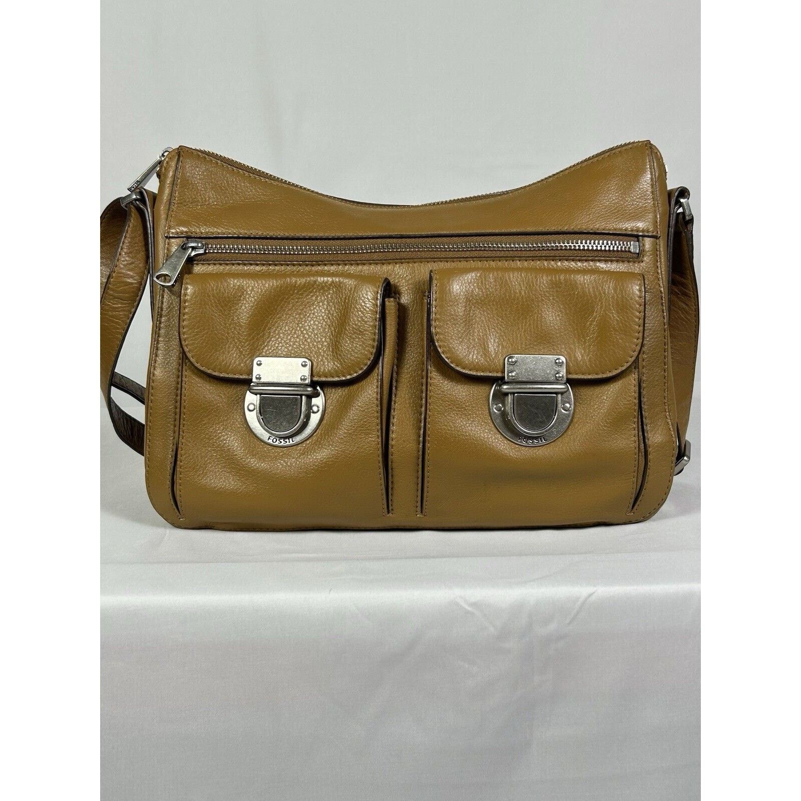 Fossil FOSSIL Leather Women’s Messenger Crossbody Bag VTG Size ONE SIZE - 1 Thumbnail