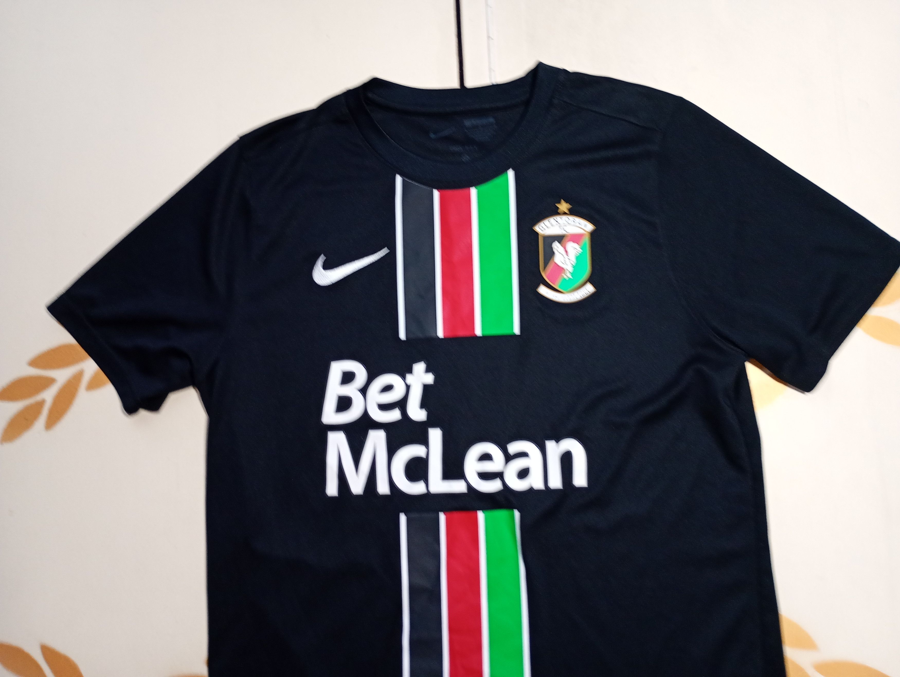 Nike Nike Glentoran FC Away Jersey 2022-2023 Size US L / EU 52-54 / 3 - 5 Thumbnail