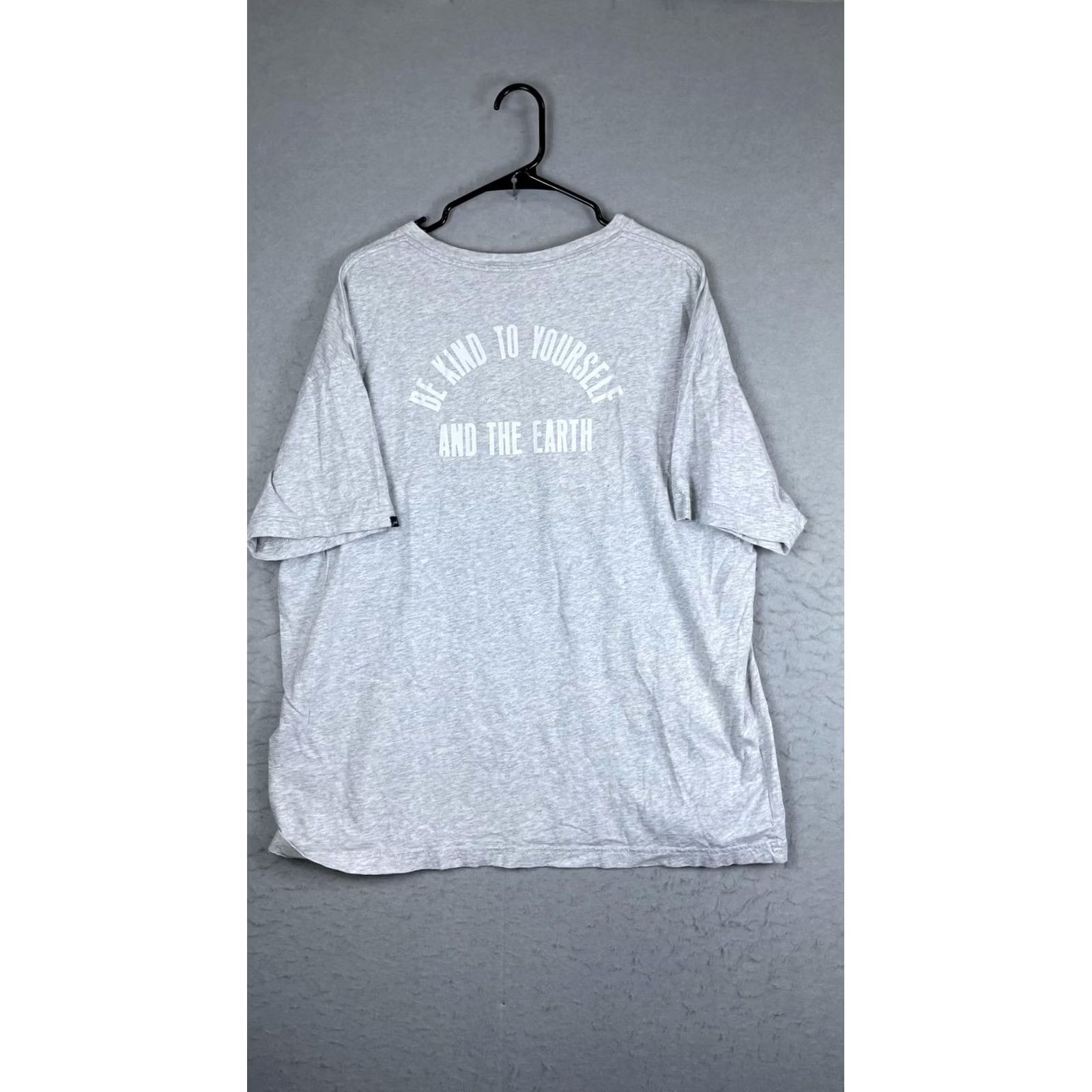 Vintage PINK Victoria's Secret Shirt Womens One Size Gray Be Kind Earth Slogan Tee Size ONE SIZE - 7 Thumbnail