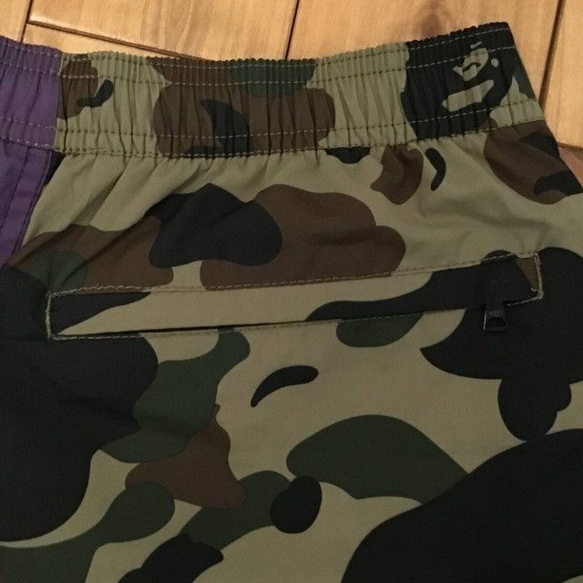 Bape BAPE 1st camo × purple Shark Beach Shorts ★size S Size US 30 / EU 46 - 5 Thumbnail