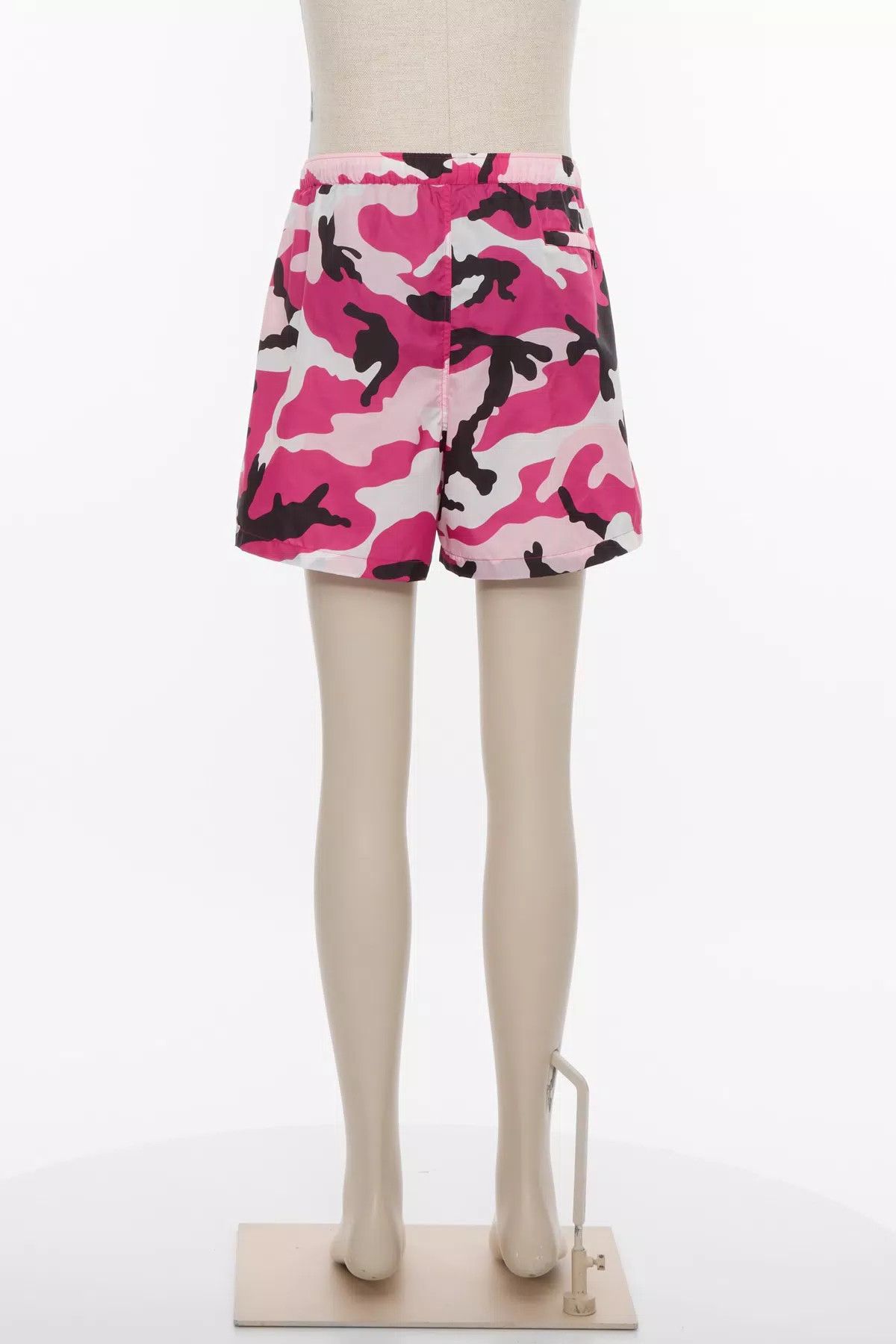 Valentino oc11z0725 Camouflage Print Swimming Shorts in Pink Size US 34 / EU 50 - 3 Thumbnail
