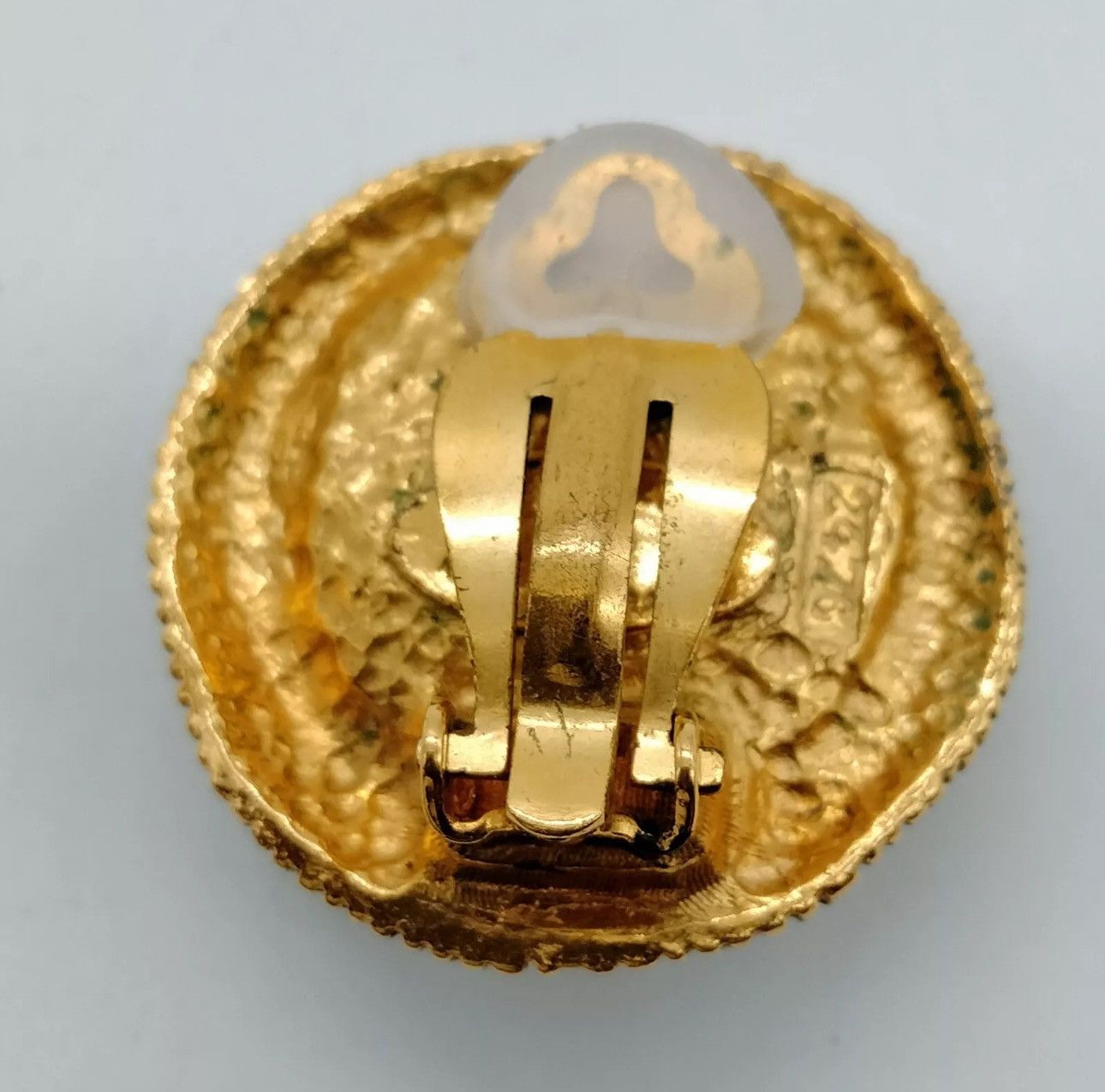Chanel Chanel Earring Gold Whites Luxury Brand in Mint Condition Size ONE SIZE - 5 Thumbnail