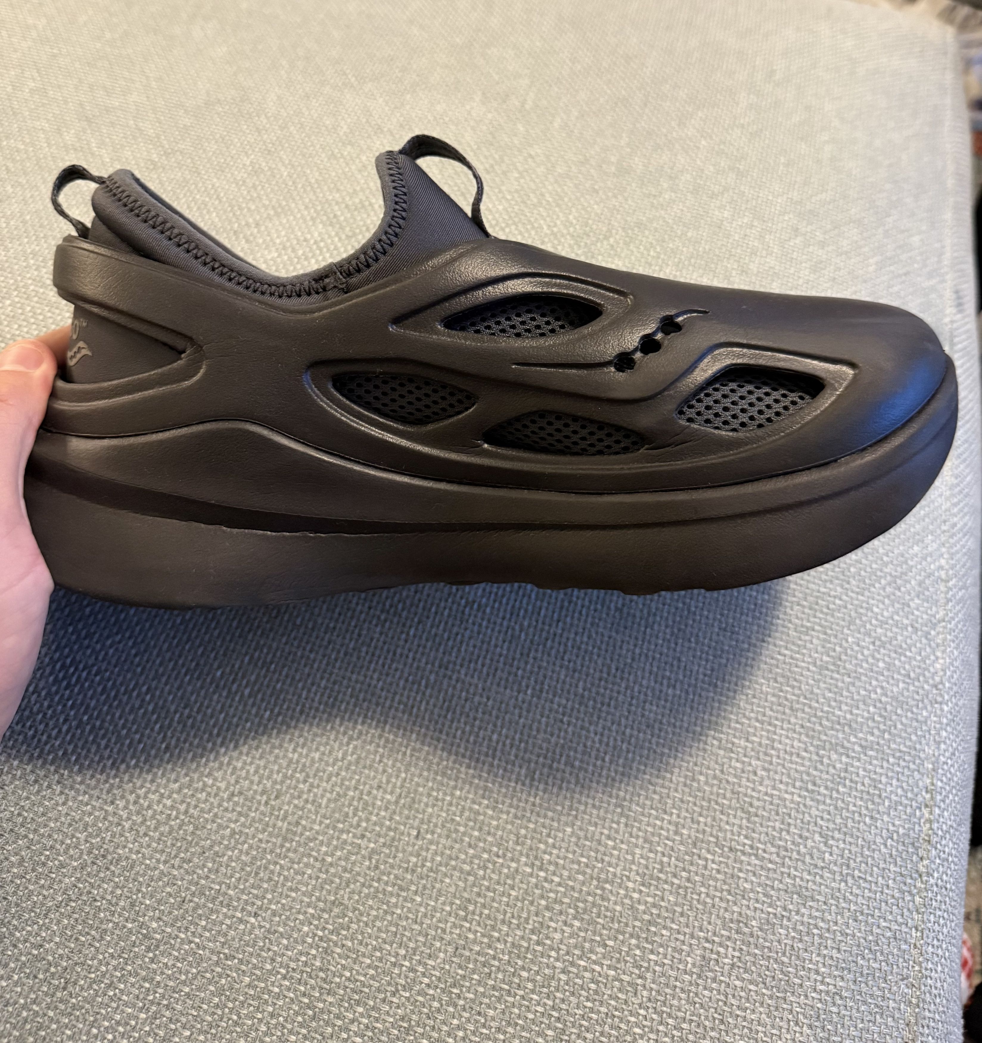 Saucony *MSG TO OFFER* Saucony TOMBOGO Black Slip on Size US 9 / EU 42 - 6 Thumbnail