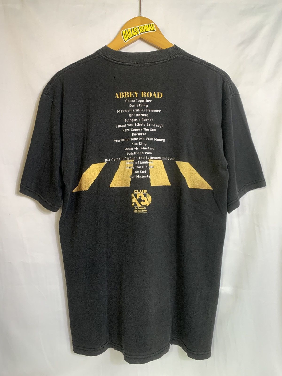 Band Tees Vintage Rare The Beatles Abbey Road Size US M / EU 48-50 / 2 - 11 Thumbnail