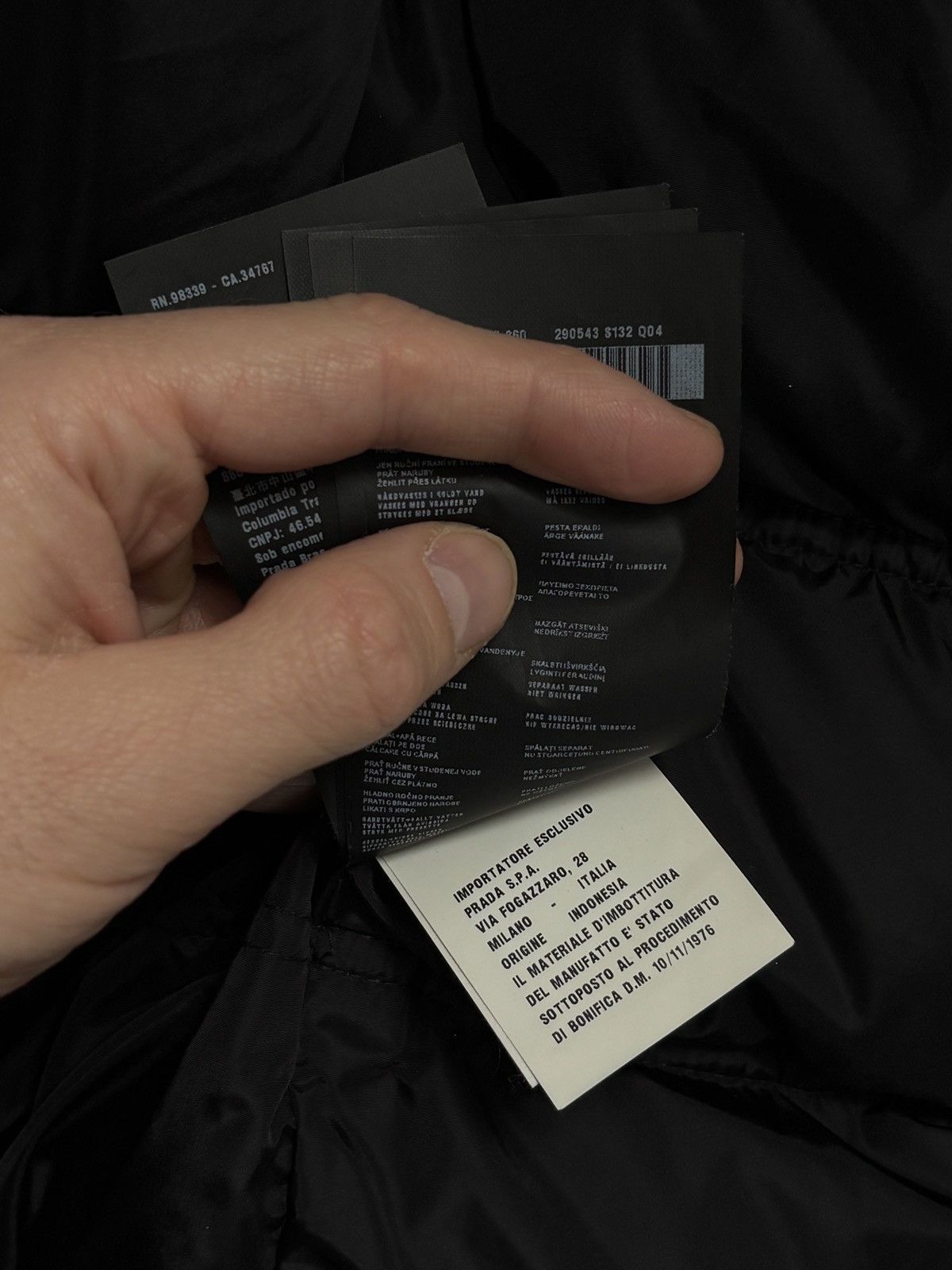 Prada Prada Black Down Puffer Jacket Size XS / US 0-2 / IT 36-38 - 17 Thumbnail